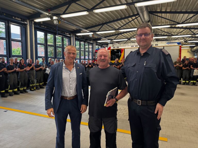 Radeln für den Feuerwehrnachwuchs: Fritz Notz nach über 1100 km wieder in Husum angekommen