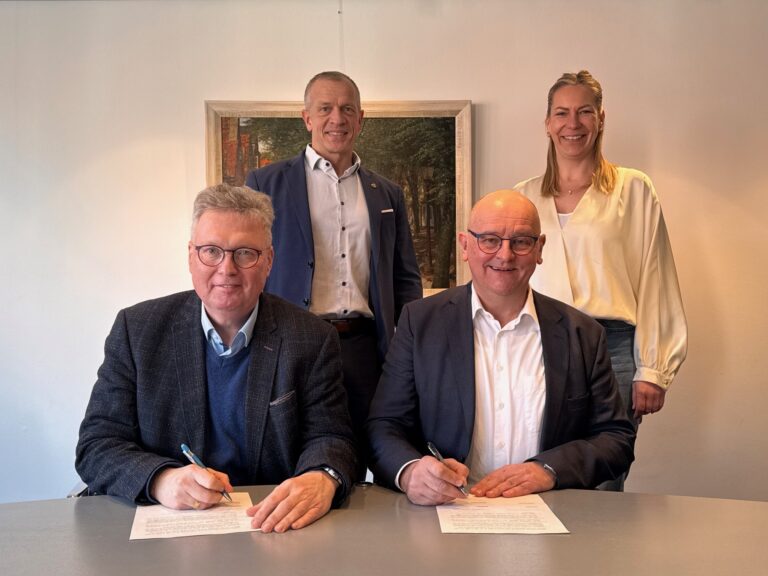 Husum Glasfaser: Pachtvertrag unterzeichnet