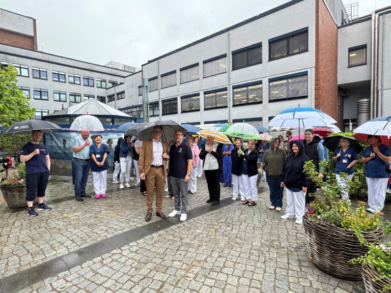 Stadt Husum zeigt Solidarität mit den Beschäftigten des Klinikums Nordfriesland