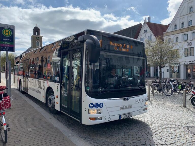 HusumBus: Erfolgreiches Stadtbuskonzept wird fortgeführt